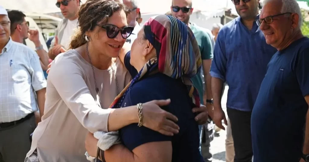 Tekirdağ’da Başkan Candan vatandaşla iç içe