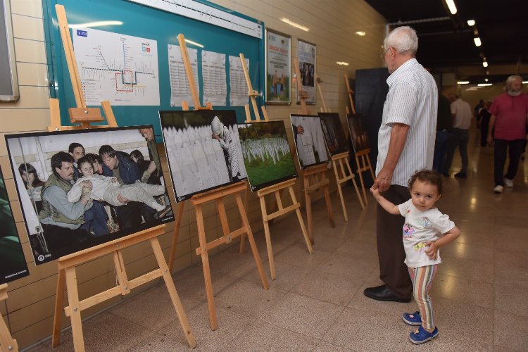 Yıldırım'dan Srebrenitsa Soykırımı fotoğraf sergisi