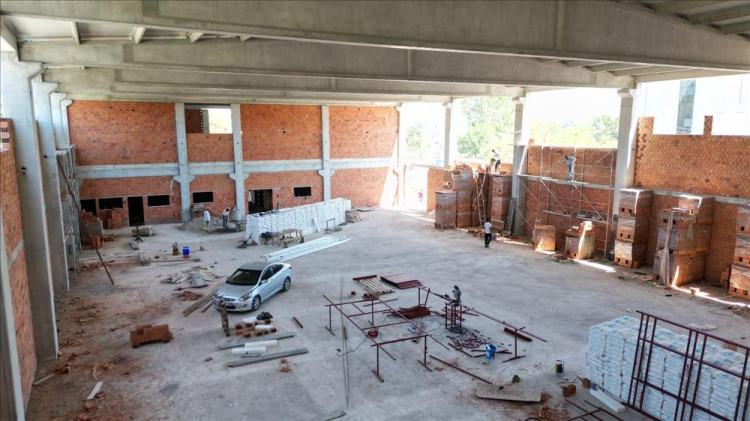 İnegöl'de Akhisar Spor Salonu'nda sona doğru