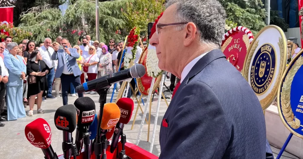 Akdoğan: ‘Ulusumuz kazandığı zaferin büyüklüğünün bilincindedir’