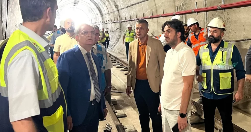 Baraçlı, Gebze-Darıca Metro projesini inceledi
