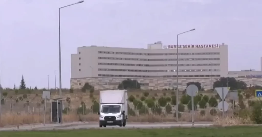 Bursa Şehir Hastanesi çıkışında ölüm tehlikesi