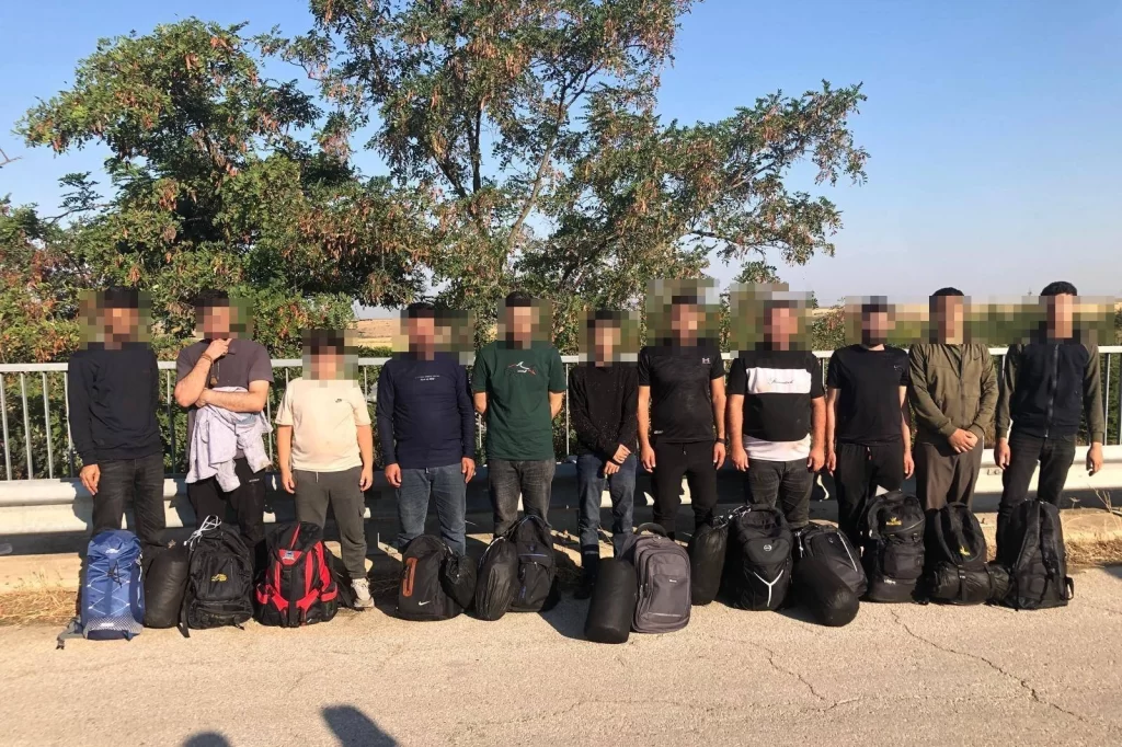 Edirne'de 19 düzensiz göçmen yakalandı