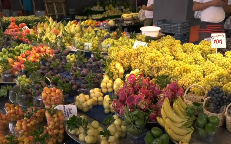 Bursa Çamlıca Kapalı Pazar alanında meyve fiyatları nasıl?