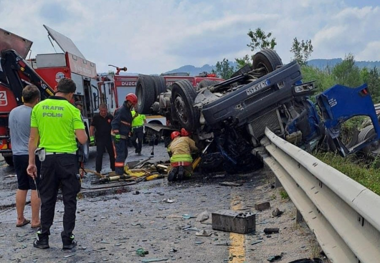 Bolu Dağı’nda feci kaza: 2 kişi hayatını kaybetti  