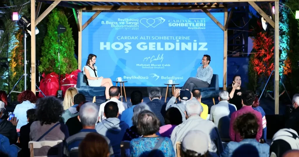 İstanbul Beylikdüzü’nde ‘çardak altı’ sohbetleri