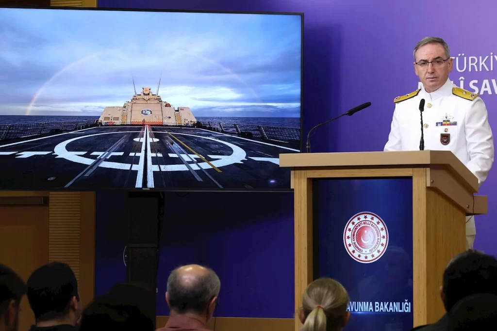 M60 T  Tankı ve Fırtına II Obüs'ü envanterde