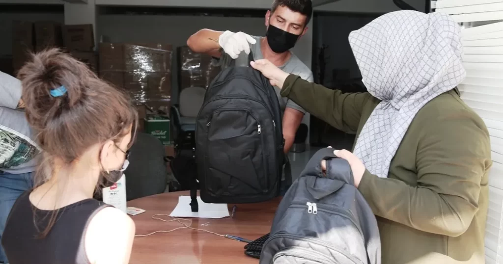 Nilüfer Belediyesi’nden öğrencilere kırtasiye desteği