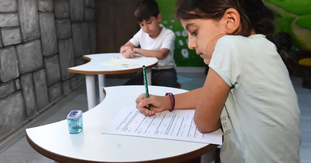 Osmangazi’de çocuklar eğlenerek öğreniyor – İGF HABER