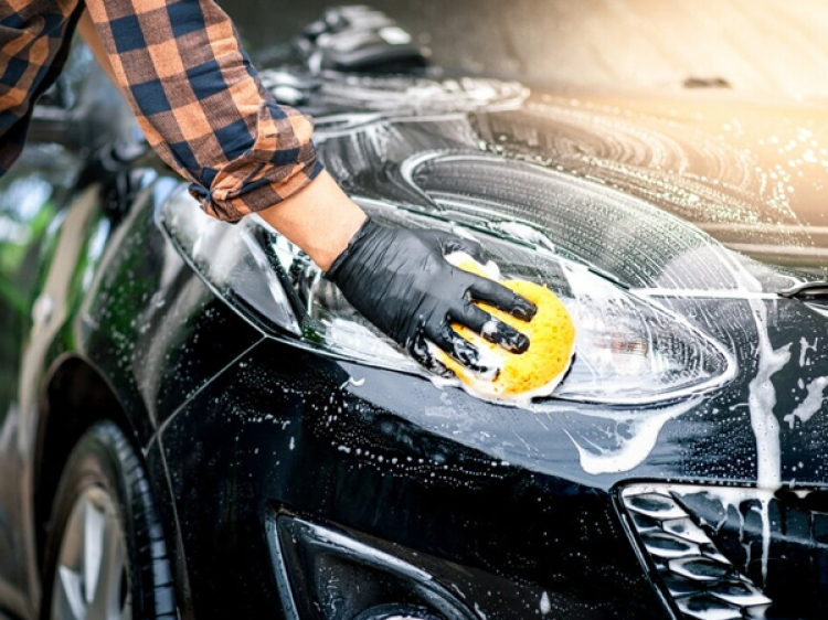 Oto yıkama fiyatları cep yakıyor