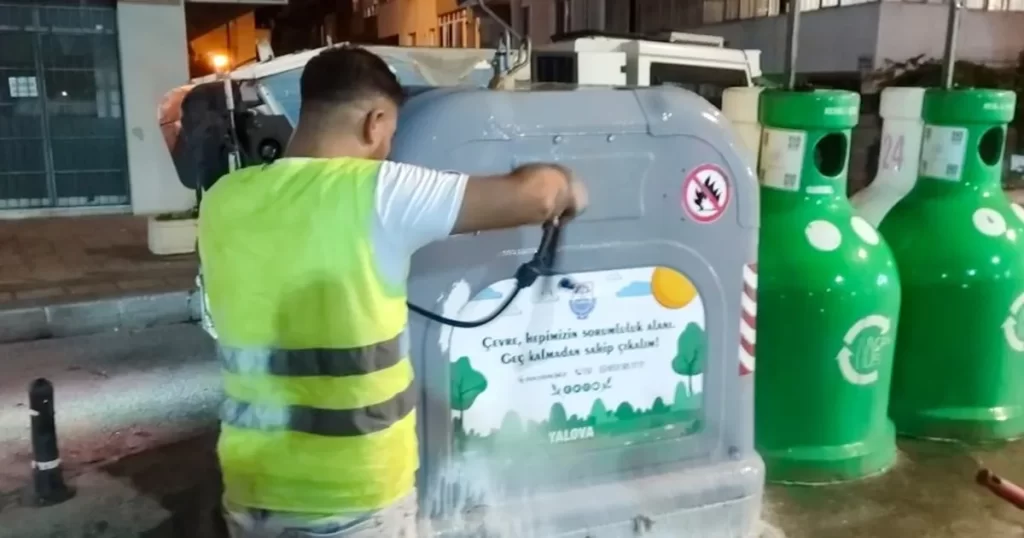 Yalova hijyenik alanlar için çalışıyor