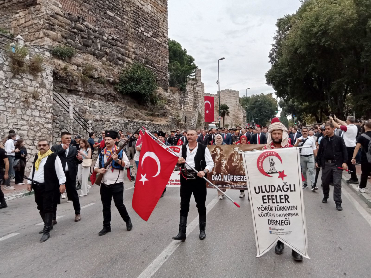Bursa'nın düşman işgalinden kurtuluşunun 102’nci yılı coşkuyla kutlandı