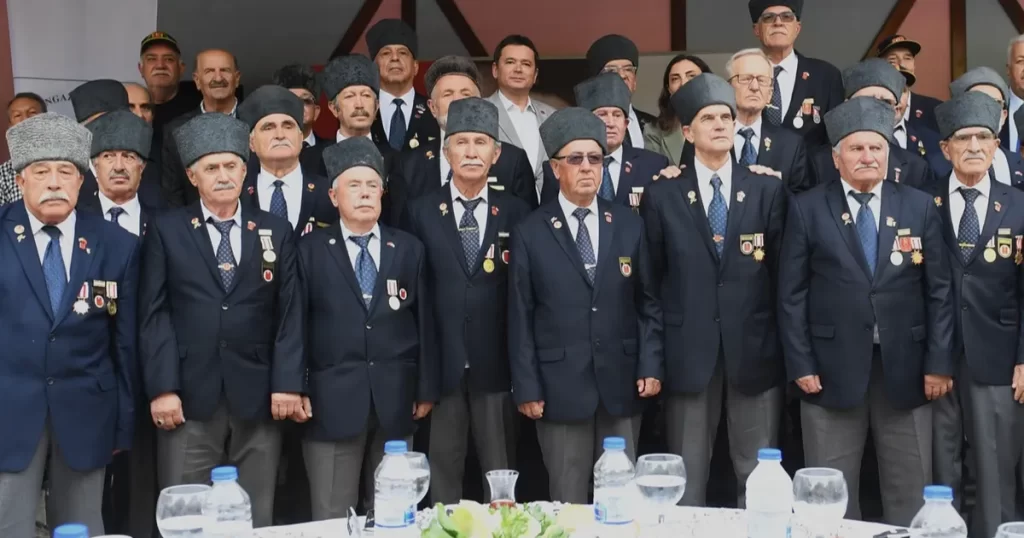 Başkan Aydın şehit yakınları ve gaziler ile bir araya geldi