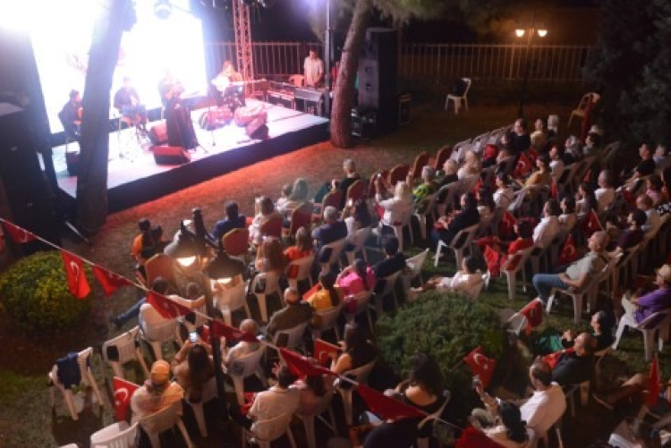 Kocaeli 30 Ağustos’u, zafer şarkılarıyla kutladı