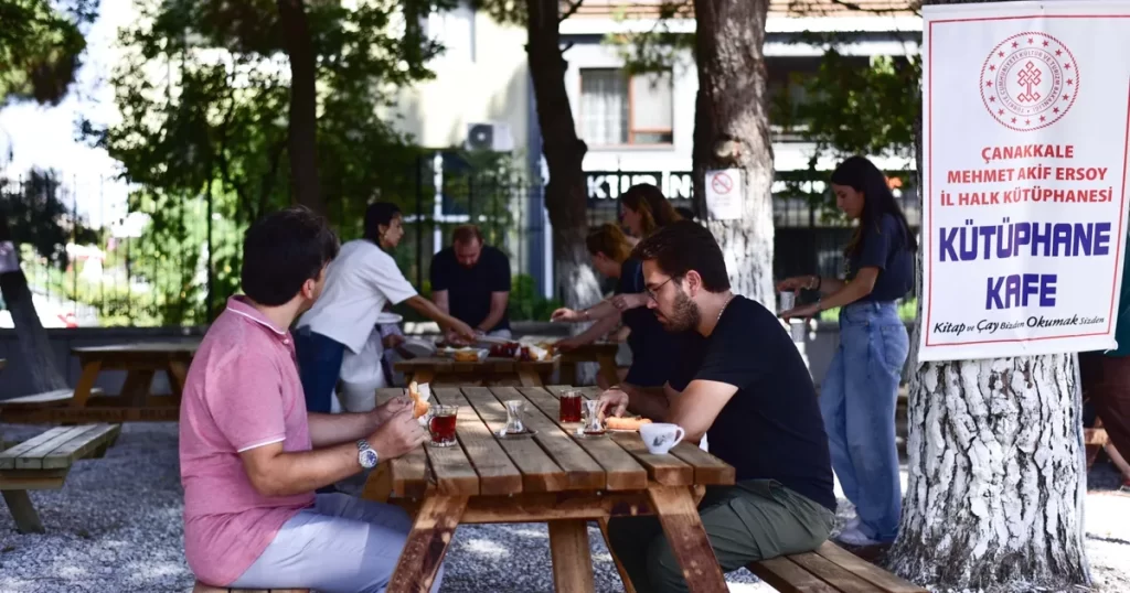 Çanakkale’de çaylar Halk Kütüphanesi’nden – İGF HABER