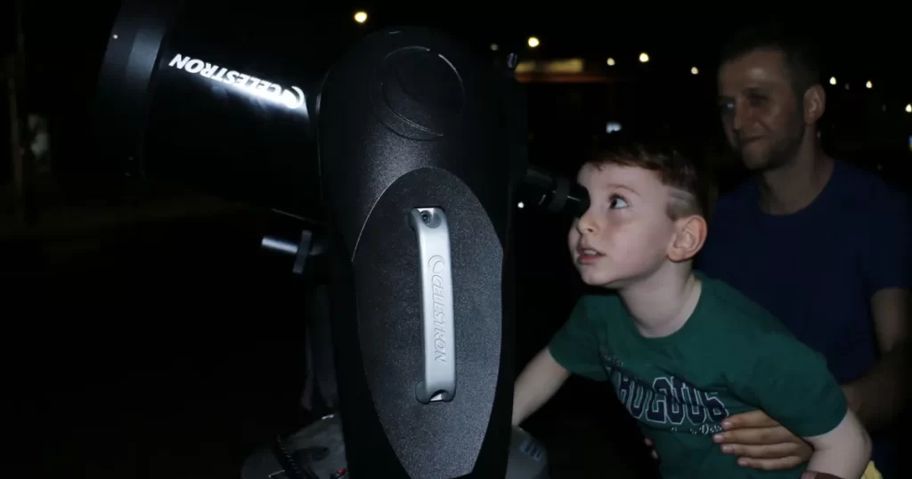 Gökyüzü Gözlem Şenliği ile Kocaeli’den uzay gözlemlendi