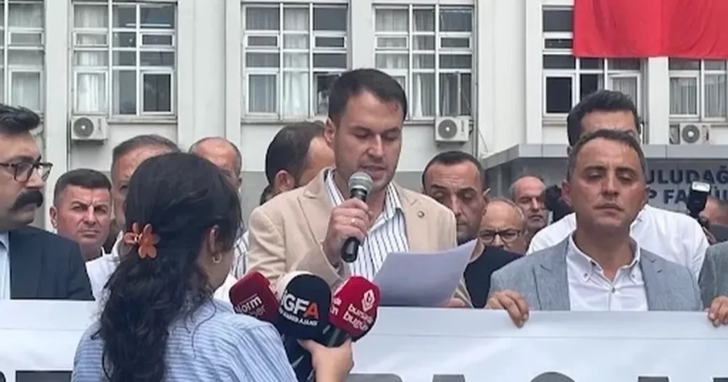 Memur-Sen’den acil servis hizmetlerine tepki!