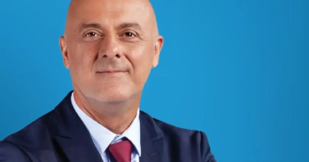 Özlale de İYİ Parti’den istifa etti!