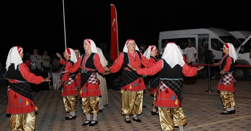 Tirilye 102’nci kurtuluş yılını kutladı