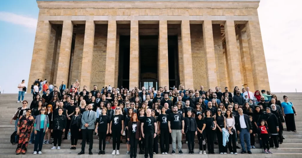 Uluslarararası Genetik Uzmanları Ata’nın huzurunda